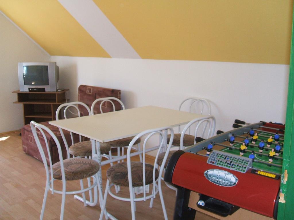 Feherszeker Apartmanok Abádszalók 部屋 写真
