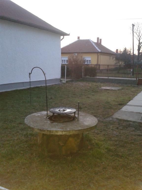 Feherszeker Apartmanok Abádszalók エクステリア 写真